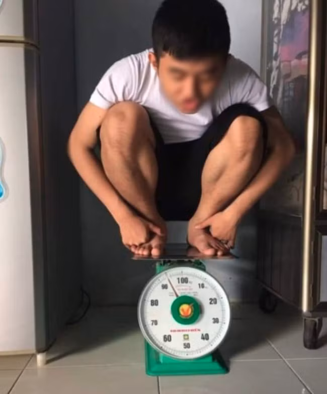 Bao lần chưa chừa, thanh niên vẫn liều mình nhờ cư dân mạng photoshop cho giảm 10kg và cái kết cười quặn ruột - Ảnh 4.