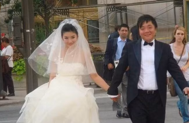 Huỳnh Dịch và Khương Khải.