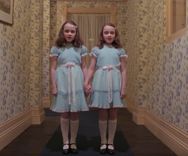 Loạt chuyện kể của dân mạng cho thấy thần giao cách cảm giữa các cặp song sinh, bao gồm trải nghiệm rùng mình về cái chết của người còn lại - Ảnh 1. Loạt chuyện kể của dân mạng cho thấy thần giao cách cảm giữa các cặp song sinh, bao gồm trải nghiệm rùng mình về cái chết của người còn lại - Ảnh 1.