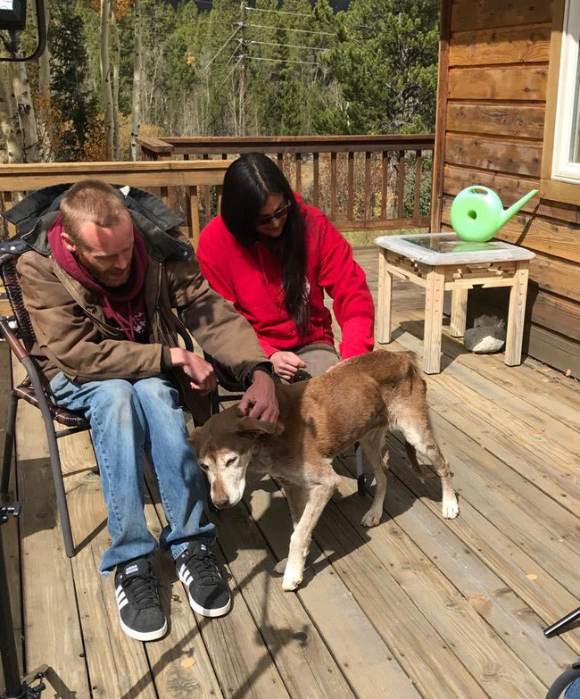 Nghe lời đồn về tiếng chó sủa như tiếng người khóc vọng ra từ ngọn núi hoang vắng, cô gái quyết tâm tìm đến tận nơi rồi sốc với cảnh tượng trước mắt - Ảnh 7. Nghe lời đồn về tiếng chó sủa như tiếng người khóc vọng ra từ ngọn núi hoang vắng, cô gái quyết tâm tìm đến tận nơi rồi sốc với cảnh tượng trước mắt - Ảnh 7.