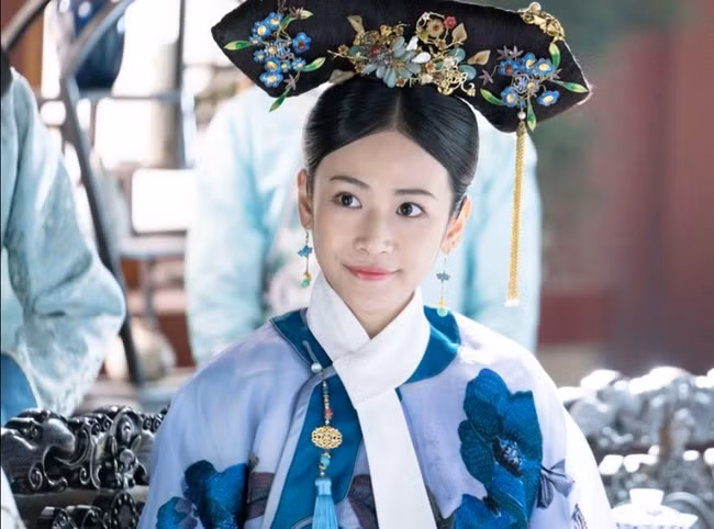 Vị phi tần bí ẩn cuối thời nhà Thanh: Lai lịch không rõ ràng, bị giáng chức 2 lần nhưng vẫn nhàn nhã ở hậu cung qua 4 đời Hoàng đế - Ảnh 1.