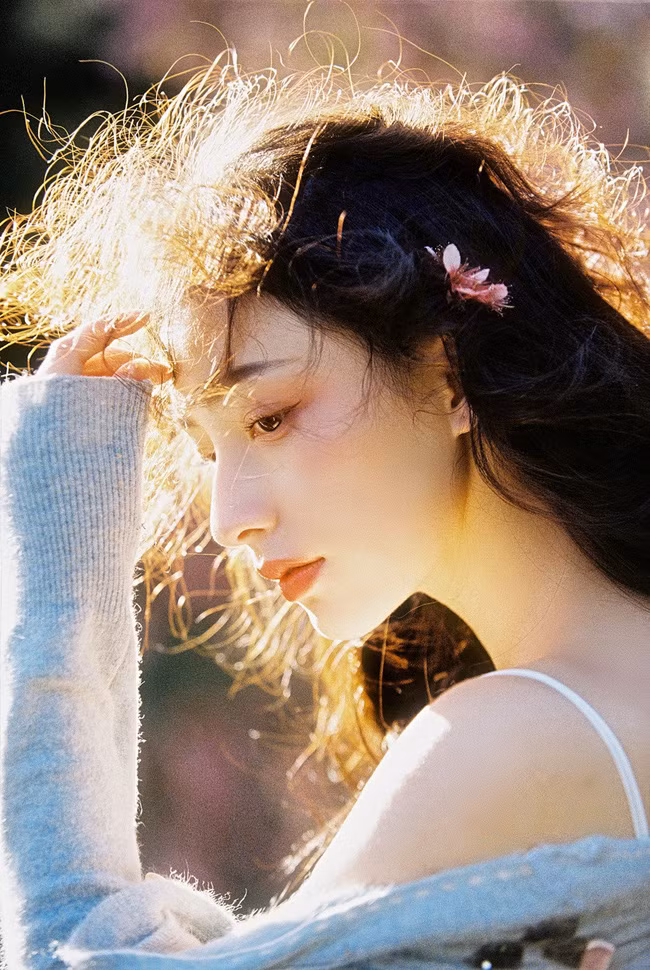 4 cung Hoàng đạo có quý nhân phù trợ, gặp may mắn liên tục từ sự nghiệp, tiền bạc đến tình duyên trong mùa hè này - Ảnh 1.