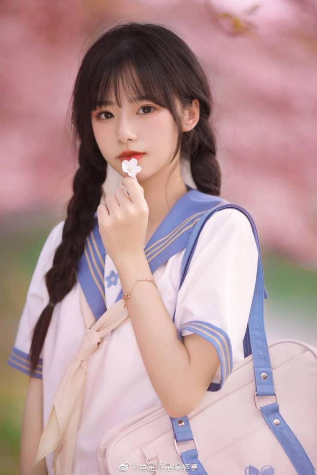 4 cung Hoàng đạo có quý nhân phù trợ, gặp may mắn liên tục từ sự nghiệp, tiền bạc đến tình duyên trong mùa hè này - Ảnh 2.