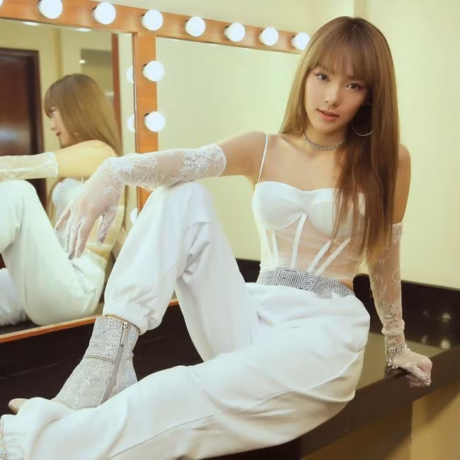 Không riêng Bảo Thy gay gắt phủ nhận, loạt mỹ nhân này cũng "chối bay chối biến" chuyện phẫu thuật thẩm mỹ dù 5 lần 7 lượt bị tung bằng chứng - Ảnh 11.