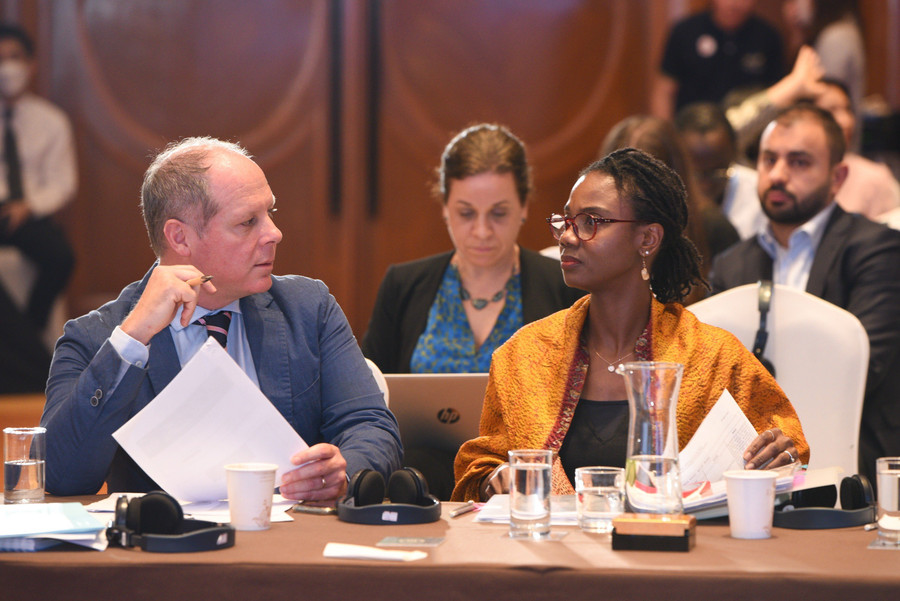 Các đại biểu quốc tế tham dự Hội nghị toàn cầu Hệ thống lương thực thực phẩm bền vững tại Việt Nam. Ảnh: Tùng Đinh.