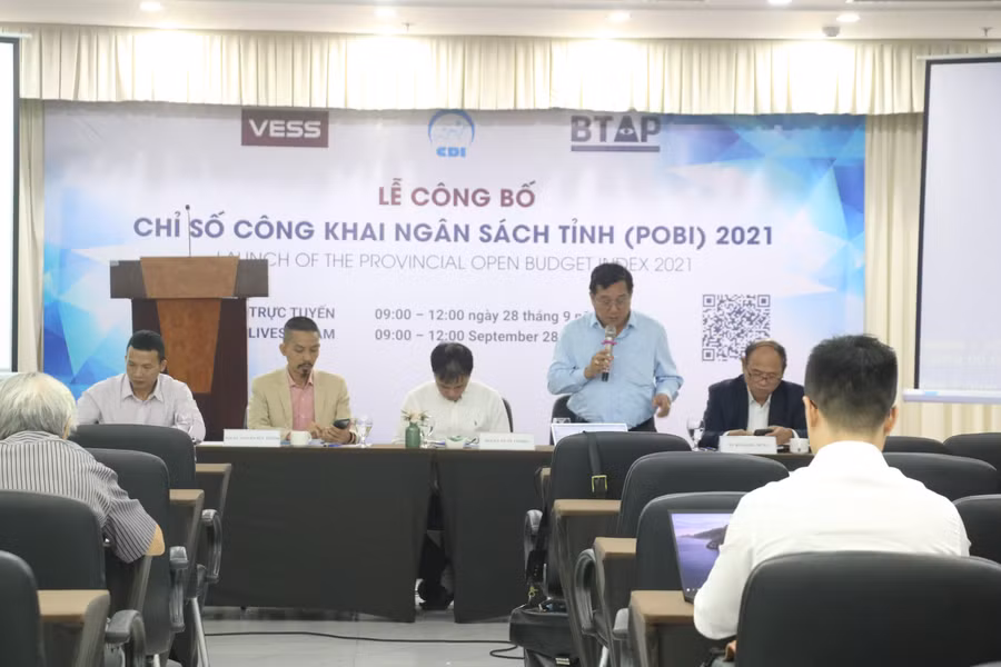 Phiên thảo luận tại lễ công bố.