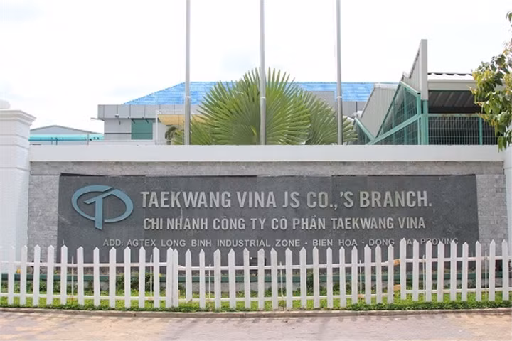 Doanh nghiệp có số lượng lao động lớn. với trên 38.000 người lao động, ghi nhận 2 ca dương tính SARS-CoV-2.