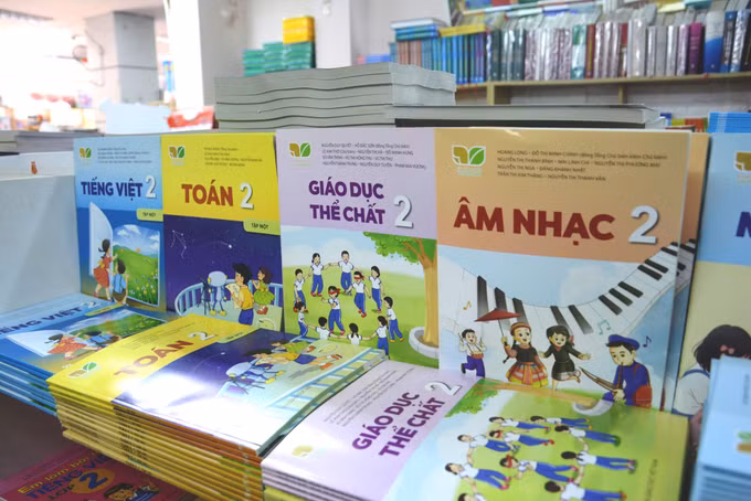 Sách giáo khoa lớp 2 sử dụng trong năm học 2021-2022.