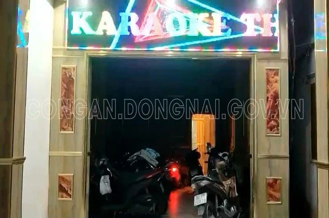 Quán Karaoke "Thu Hằng" bị lực lượng chức năng xử phạt vì hoạt động chui giữa mùa dịch COVID-19. (Nguồn ảnh: Công an tỉnh Đồng Nai)