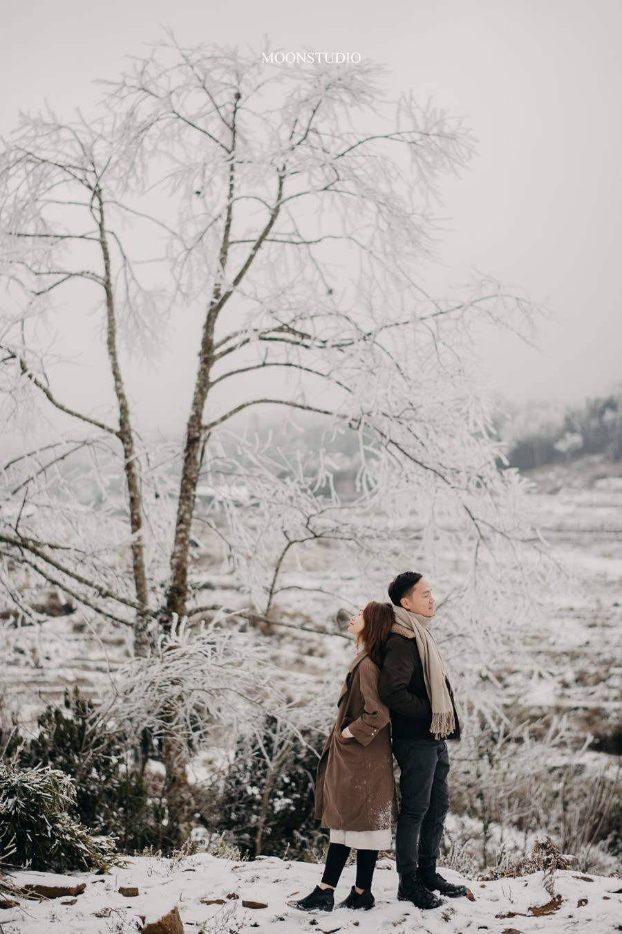 Mê mẩn bộ ảnh cưới trong tuyết ở Y Tý - Lào Cai của cặp đôi may mắn ảnh 17