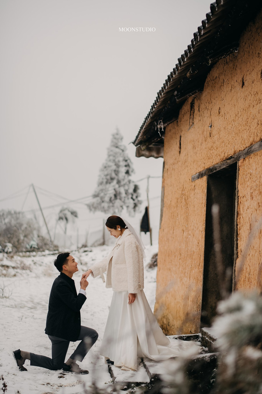 Mê mẩn bộ ảnh cưới trong tuyết ở Y Tý - Lào Cai của cặp đôi may mắn ảnh 16