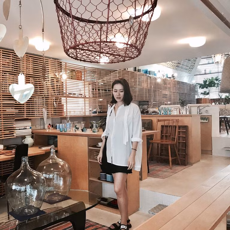 Hyun Bin bộc bạch:"Từ lần gặp đầu tiên đã bị sự tinh tế của cô ấy chinh phục", phụ nữ 30 + nên học ngay 5 cách diện đồ tinh tế từ Son Ye Jin - Ảnh 10.