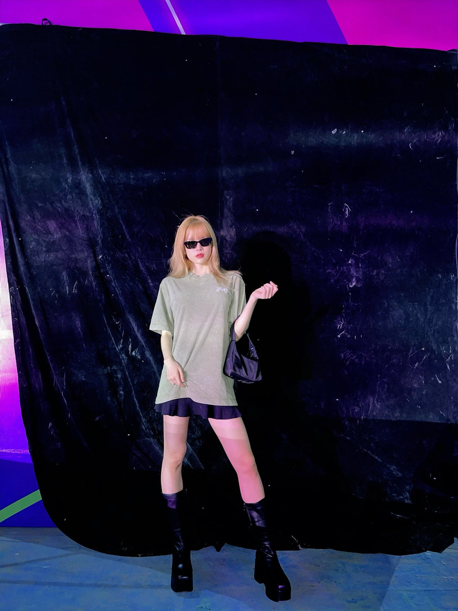 Style khác lạ của Thiều Bảo Trâm sau ồn ào chia tay ảnh 8