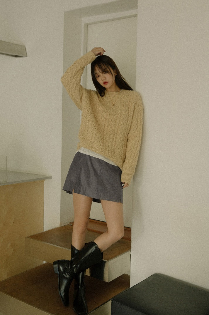 4 kiểu chân váy ngắn cực hợp phối đồ mùa Đông ảnh 5 4 kiểu chân váy ngắn cực hợp phối đồ mùa Đông ảnh 5