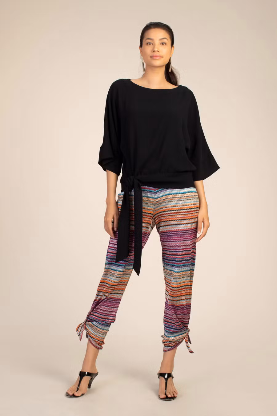 Phạm Hương tái xuất với nhan sắc cực lạ ảnh 10