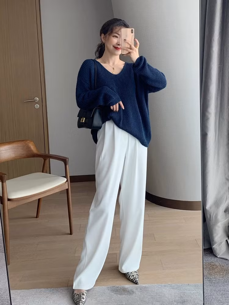 Nàng blogger lên đồ mặc đẹp cả tuần tới công sở mà không cần suy nghĩ nhờ cách mix với toàn item cơ bản - Ảnh 1.