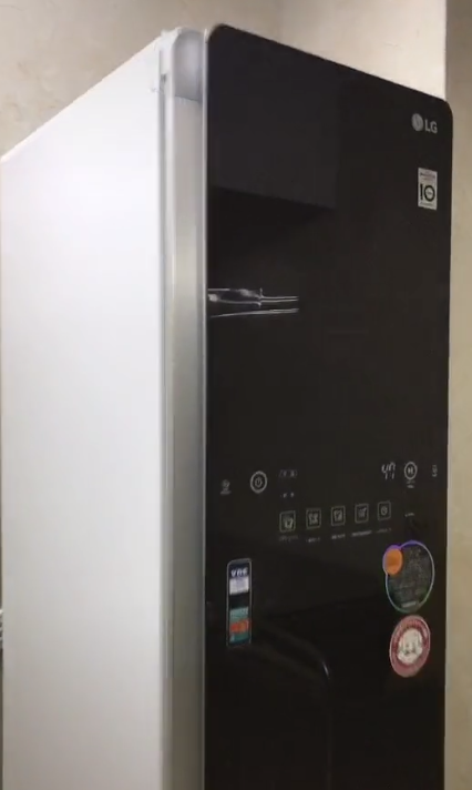 Cận cảnh phòng giặt đồ tiền tỷ trong tòa lâu đài mạ vàng tại Ninh Bình ảnh 10