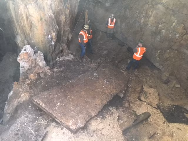 Từ hố sụt ngay mặt đường, sững sờ phát hiện "kỳ quan thiên nhiên" bên dưới ảnh 7