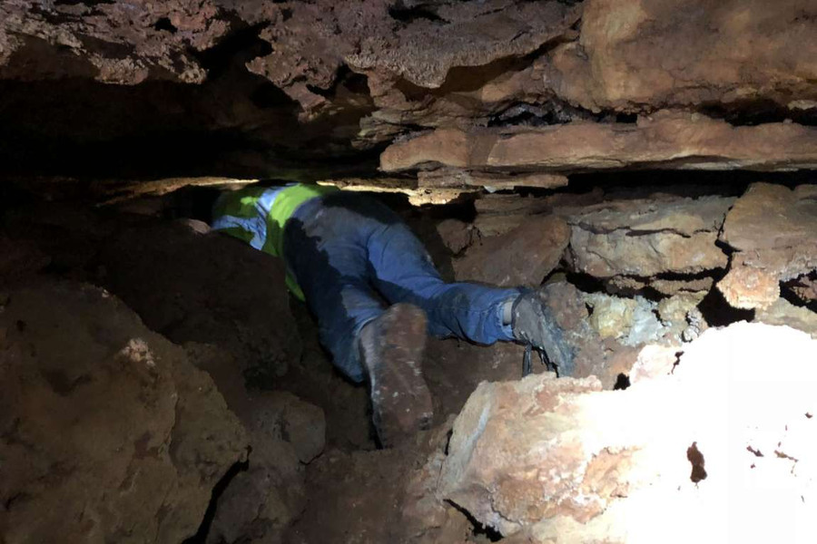 Từ hố sụt ngay mặt đường, sững sờ phát hiện "kỳ quan thiên nhiên" bên dưới ảnh 6 Từ hố sụt ngay mặt đường, sững sờ phát hiện "kỳ quan thiên nhiên" bên dưới ảnh 6