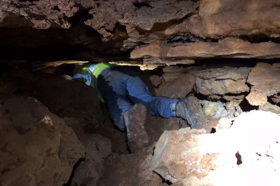 Từ hố sụt ngay mặt đường, sững sờ phát hiện "kỳ quan thiên nhiên" bên dưới ảnh 6