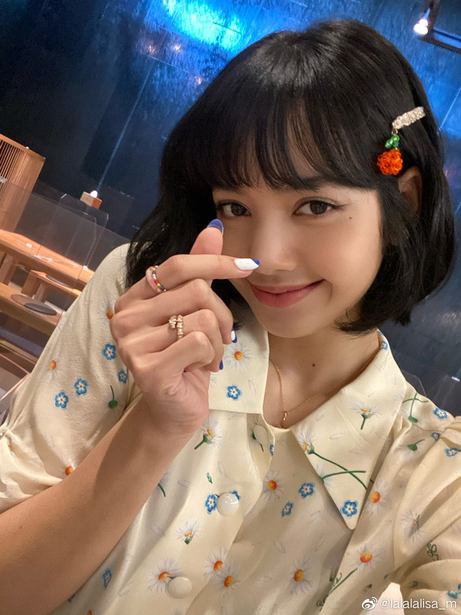 5 kiểu tóc uốn chuẩn mùa thu của sao Hàn, vừa trẻ trung lại sang xịn ảnh 18