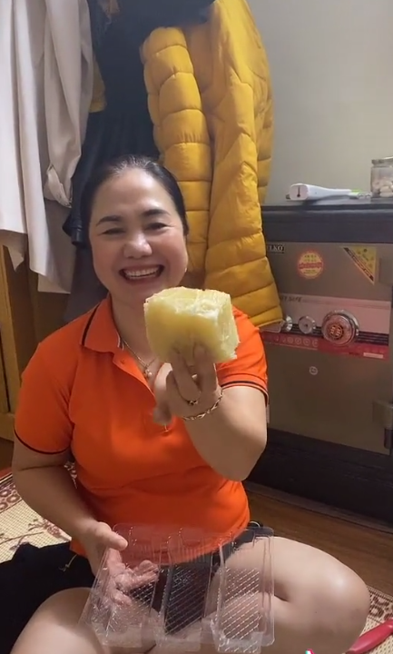 Nếu không nói đây là quả bưởi, nhiều người sẽ nhầm với 1 miếng bánh mất! Nếu không nói đây là quả bưởi, nhiều người sẽ nhầm với 1 miếng bánh mất!