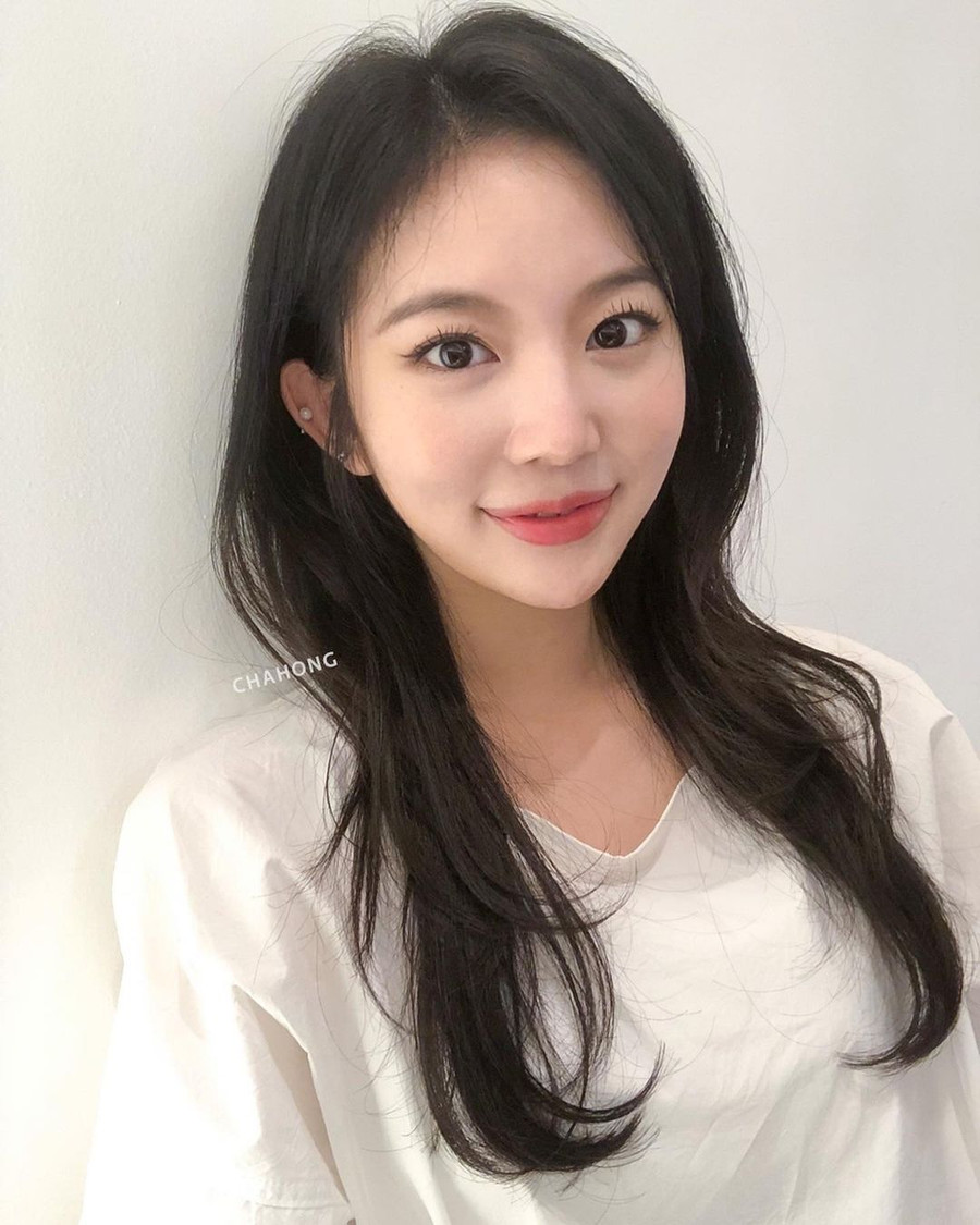 5 kiểu này xinh đẹp, sang chảnh cực hợp với cô nàng tóc đen ảnh 8  5 kiểu này xinh đẹp, sang chảnh cực hợp với cô nàng tóc đen ảnh 8