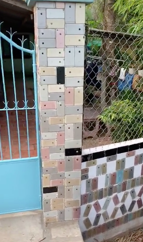 Ngôi nhà xây cổng, ốp lát toàn bộ bằng iPhone ảnh 1 Ngôi nhà xây cổng, ốp lát toàn bộ bằng iPhone ảnh 1