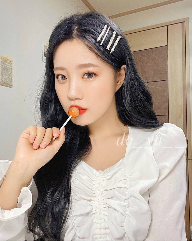 5 kiểu tóc uốn chuẩn mùa thu của sao Hàn, vừa trẻ trung lại sang xịn ảnh 12