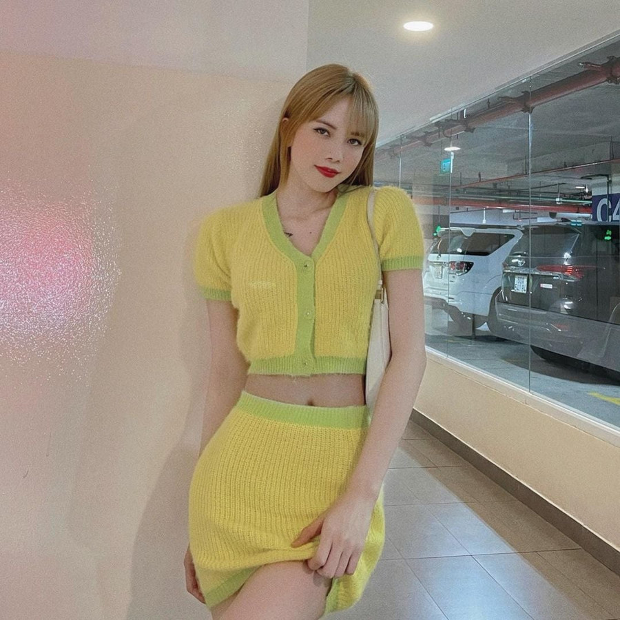 Style khác lạ của Thiều Bảo Trâm sau ồn ào chia tay ảnh 11