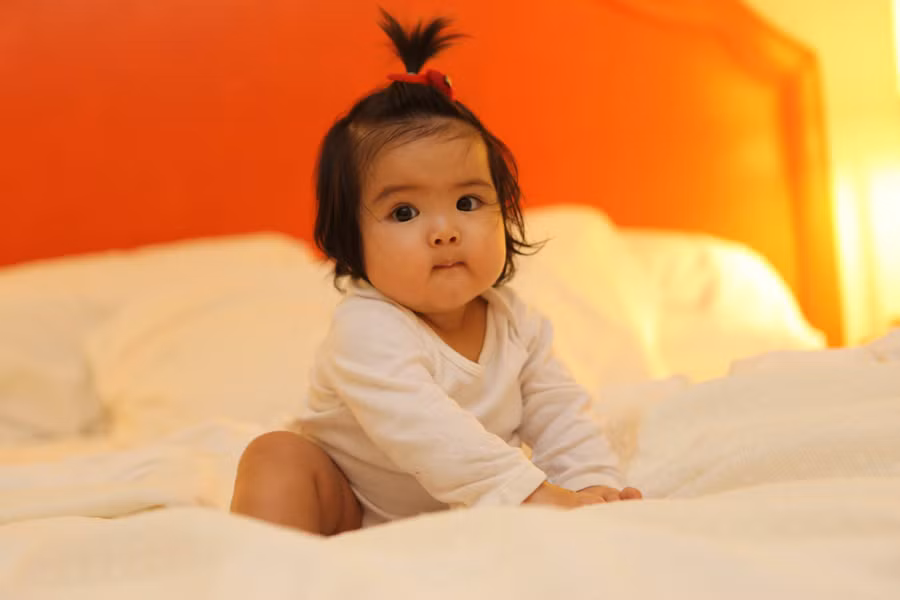 Muốn dạy con tự lập, bố mẹ phải biết cách “lùi lại” và trao quyền cho con - Ảnh 3.