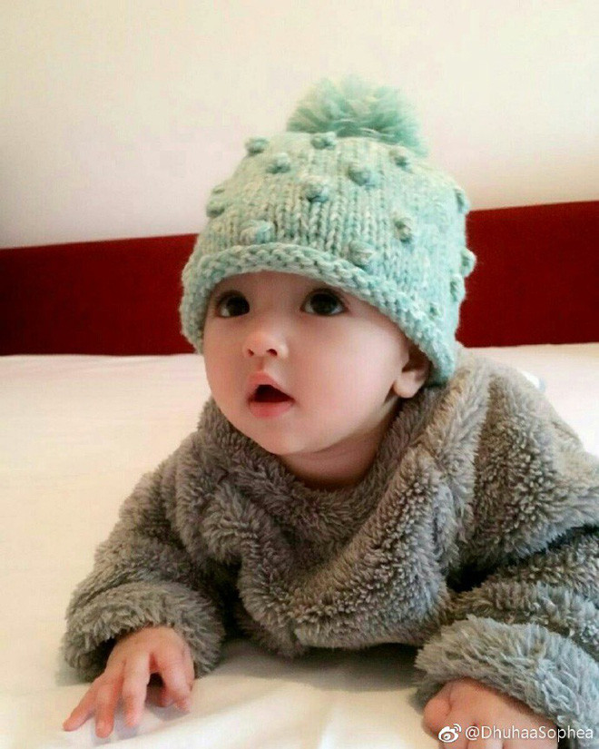 Em bé từng gây sốt MXH vì đôi mắt hệt búp bê giờ ra sao? ảnh 1 Em bé từng gây sốt MXH vì đôi mắt hệt búp bê giờ ra sao? ảnh 1