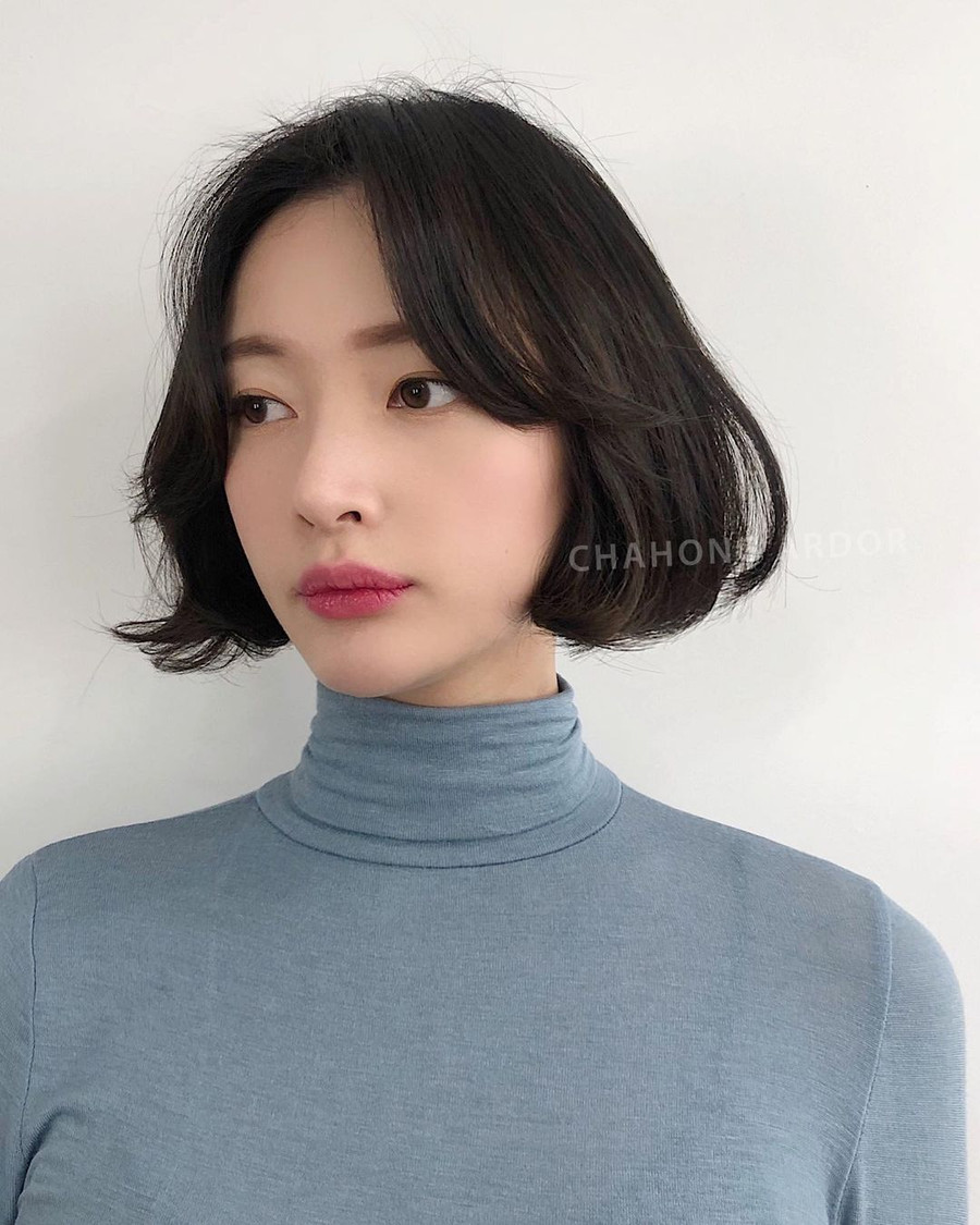 5 kiểu này xinh đẹp, sang chảnh cực hợp với cô nàng tóc đen ảnh 4  5 kiểu này xinh đẹp, sang chảnh cực hợp với cô nàng tóc đen ảnh 4