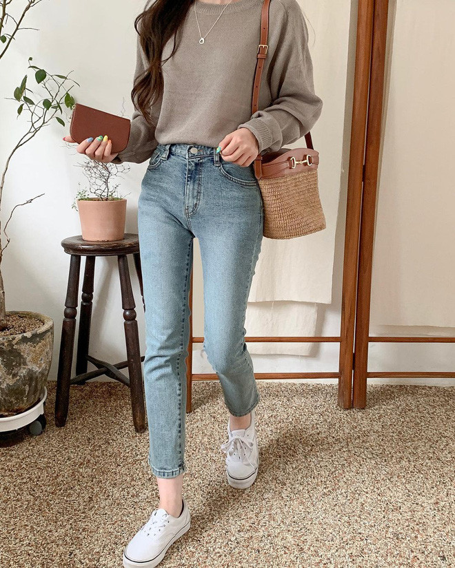 6 kiểu áo đáng sắm để phối cùng quần jeans ảnh 6 6 kiểu áo đáng sắm để phối cùng quần jeans ảnh 6