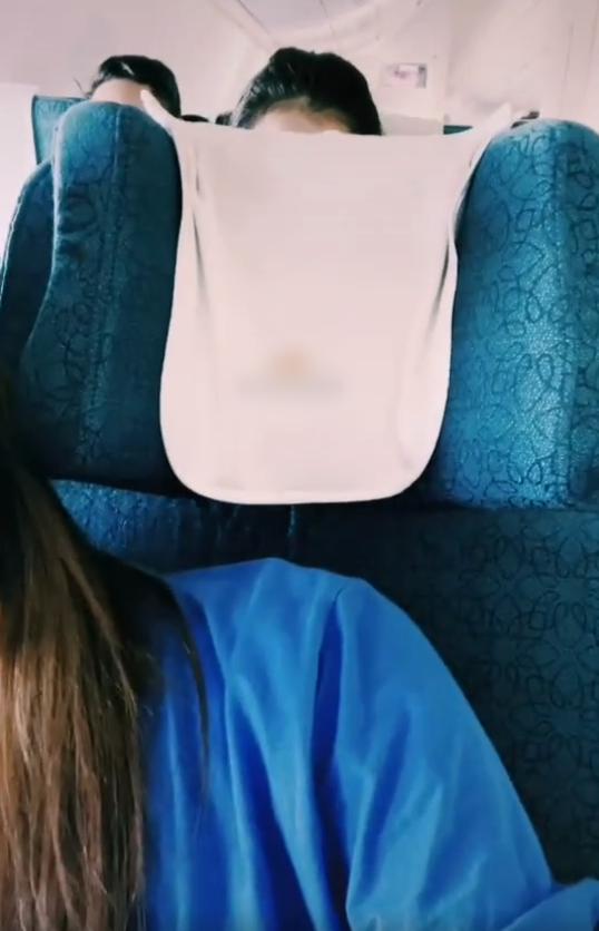 Hầu như rất ít người đi máy bay biết công dụng "thần kì" của một vật gắn trên ghế ảnh 4 Hầu như rất ít người đi máy bay biết công dụng "thần kì" của một vật gắn trên ghế ảnh 4