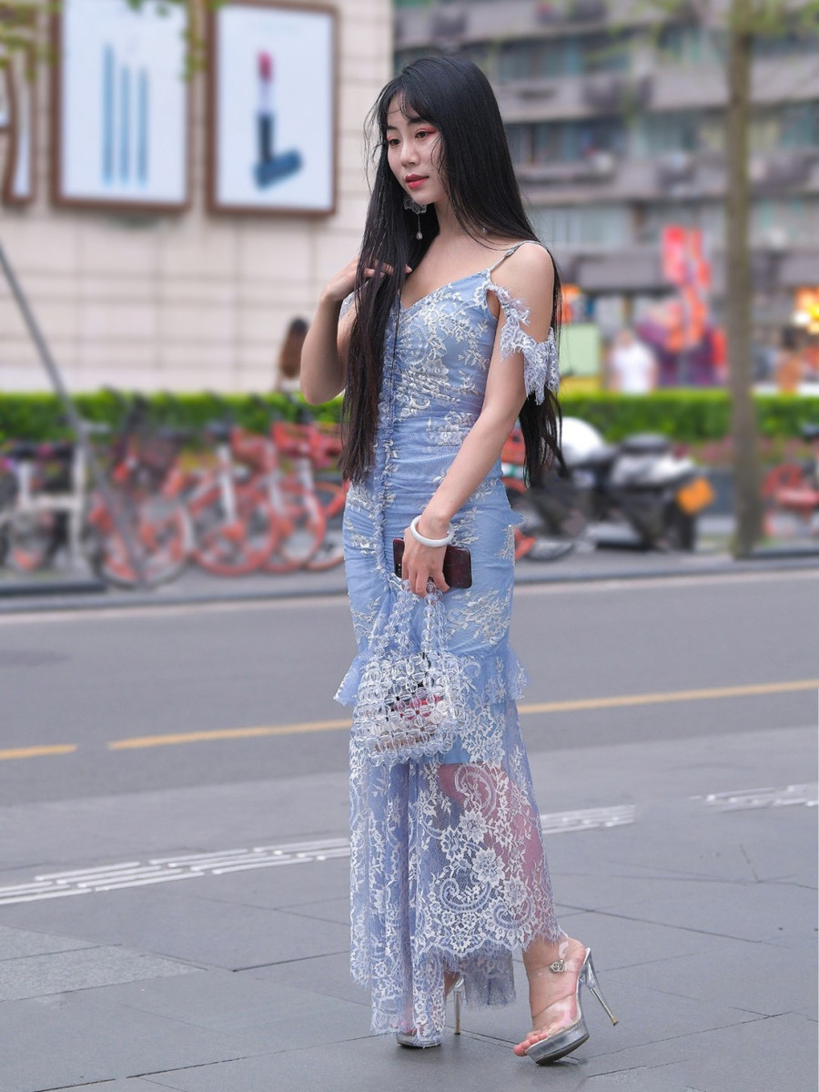 Mặc đồ ren thế này chẳng khác nào thảm họa ảnh 2