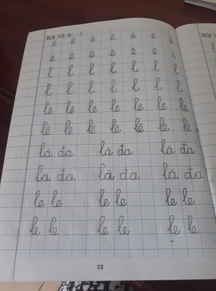 Cười vỡ bụng những màn khoe chữ con học lớp 1 ảnh 25 Cười vỡ bụng những màn khoe chữ con học lớp 1 ảnh 25
