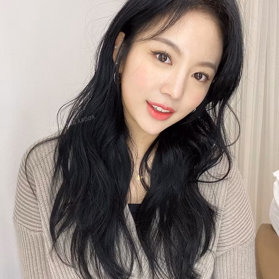 4 kiểu tóc để màu đen giúp gương mặt bạn muôn phần sang chảnh ảnh 11