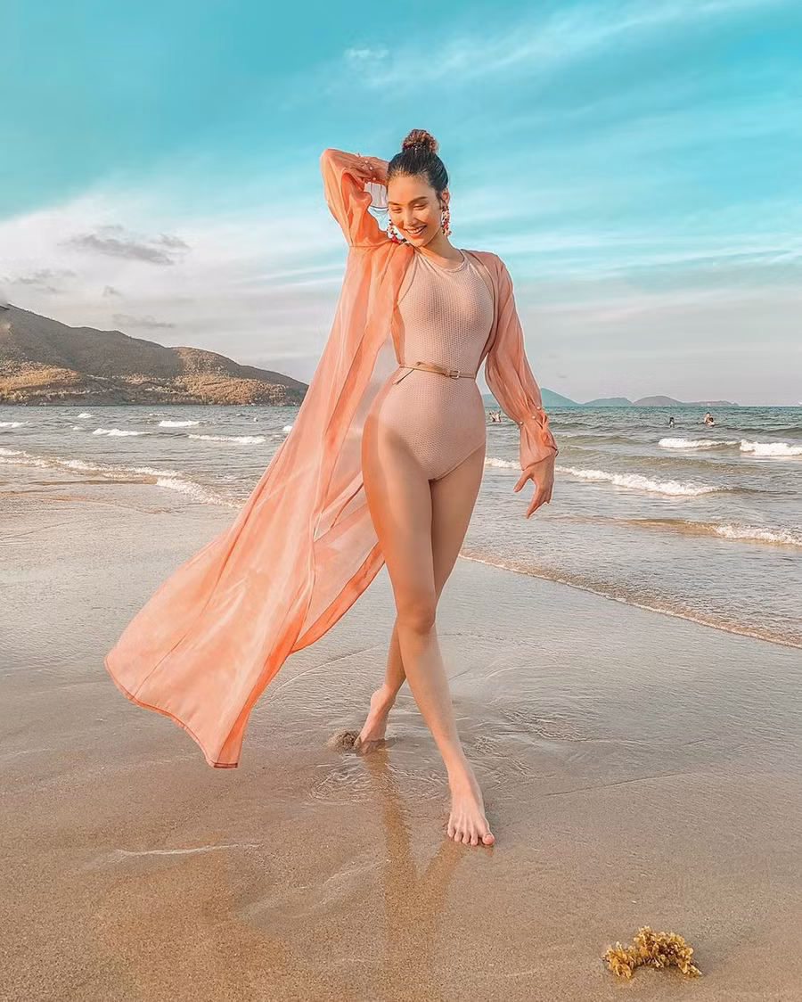 Nhìn Hà Tăng, Hà Hồ, Minh Hằng... biết ngay 5 kiểu váy áo hot nhất hè này ảnh 12