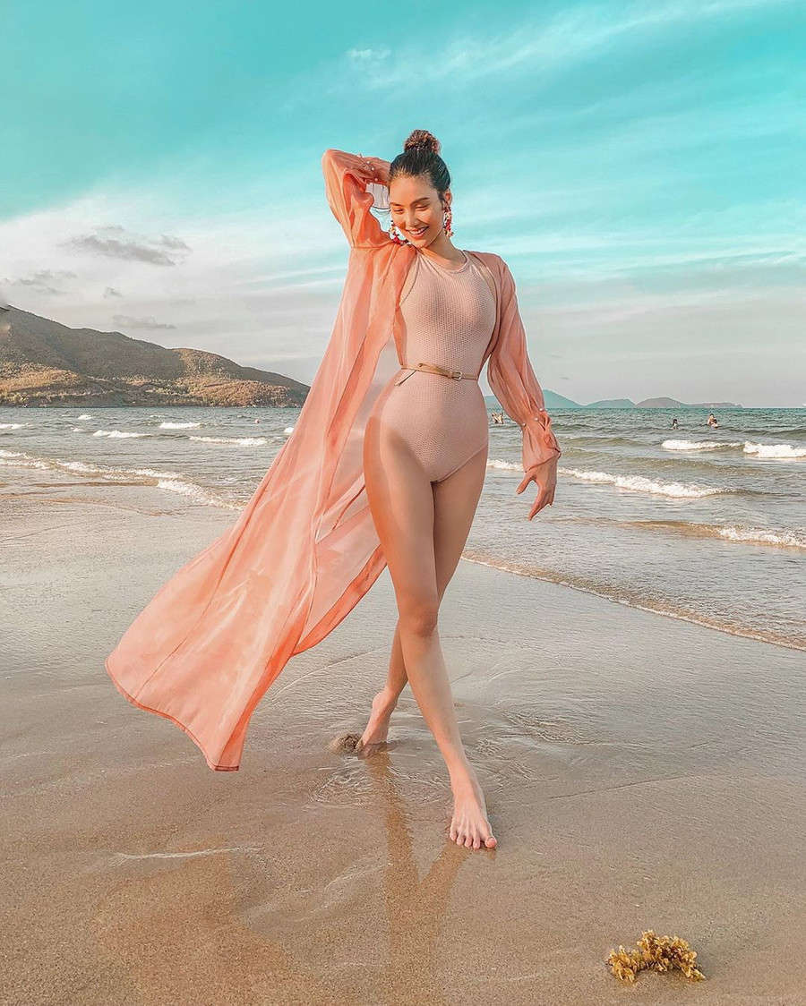 Nhìn Hà Tăng, Hà Hồ, Minh Hằng... biết ngay 5 kiểu váy áo hot nhất hè này ảnh 12