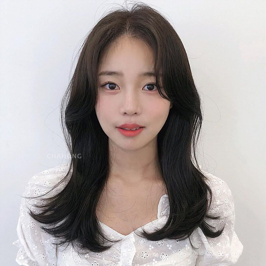 5 kiểu này xinh đẹp, sang chảnh cực hợp với cô nàng tóc đen ảnh 5  5 kiểu này xinh đẹp, sang chảnh cực hợp với cô nàng tóc đen ảnh 5