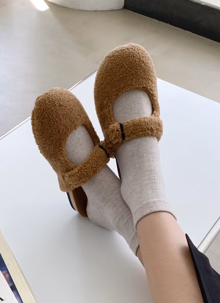 4 kiểu giày tối kỵ với chị em ngoài 30 tuổi ảnh 13