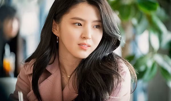 Chồng ép vợ ly hôn để cưới người tình vì chê vợ như "phế nhân", vỏn vẹn 1 tháng sau mà tình thế đảo ngược qua cuộc gọi "thảm thiết" lúc 3 giờ sáng - Ảnh 2.