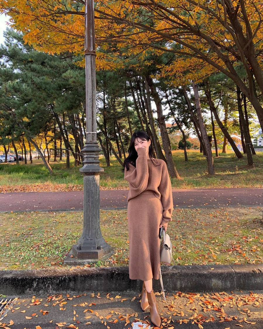 5 kiểu chân váy dài xinh và sang đáng sắm nhất dịp Black Friday ảnh 8