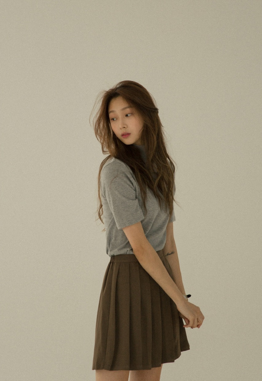 4 kiểu chân váy ngắn cực hợp phối đồ mùa Đông ảnh 11 4 kiểu chân váy ngắn cực hợp phối đồ mùa Đông ảnh 11