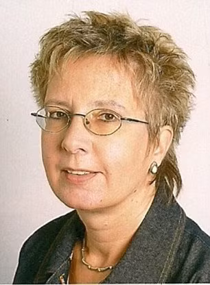 Sững sờ phát hiện điều kỳ lạ từ xác ướp người đàn ông trên thuyền dạt vào bờ ảnh 4