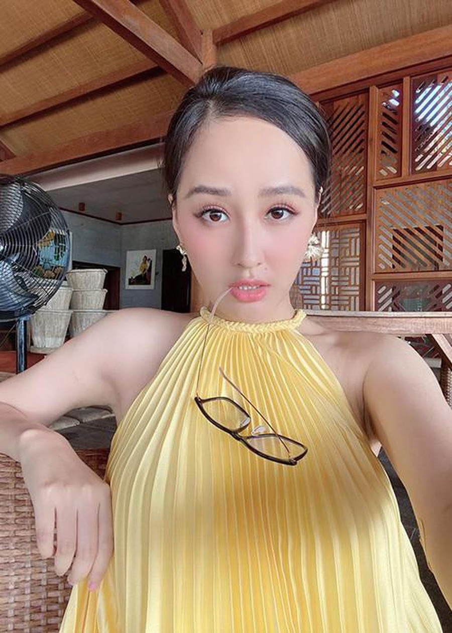 Mẫu đầm maxi hot nhất hè này, cả dàn sao Vbiz đang lăng xê nhiệt tình ảnh 4 Mẫu đầm maxi hot nhất hè này, cả dàn sao Vbiz đang lăng xê nhiệt tình ảnh 4