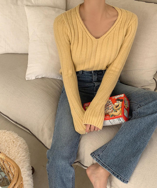 6 kiểu áo đáng sắm để phối cùng quần jeans ảnh 5 6 kiểu áo đáng sắm để phối cùng quần jeans ảnh 5