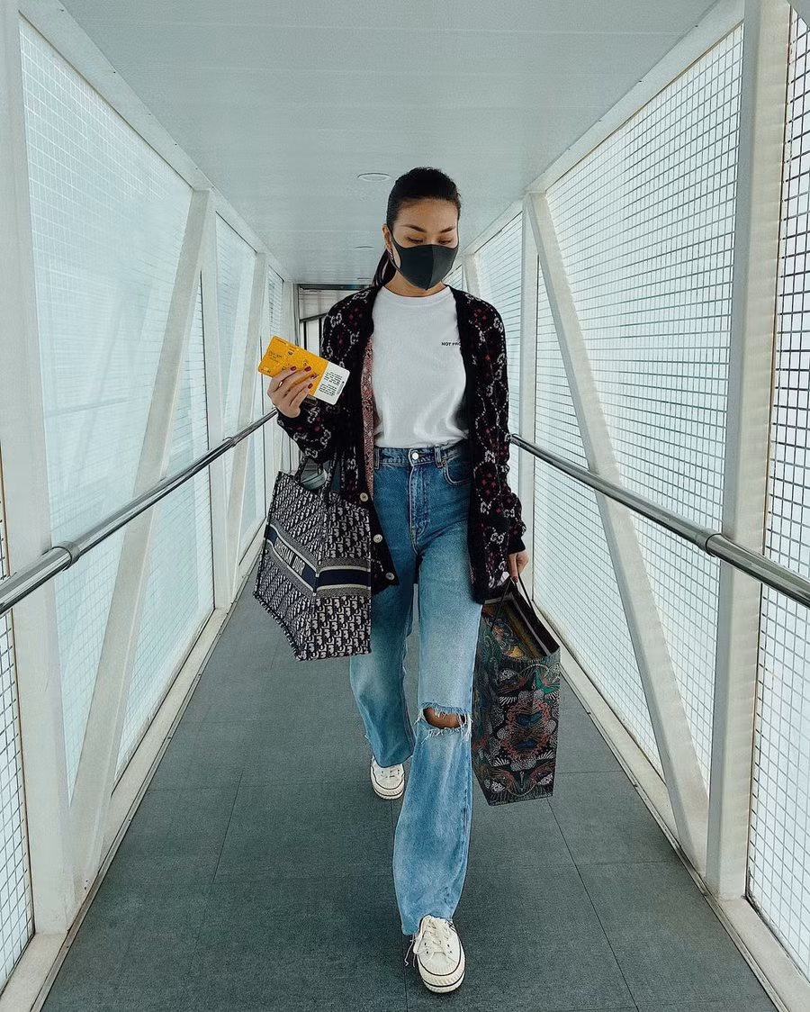 11 set đồ từ Thanh Hằng mà bạn có thể copy ngay để diện đi làm hay đi chơi cũng đẹp - Ảnh 6.