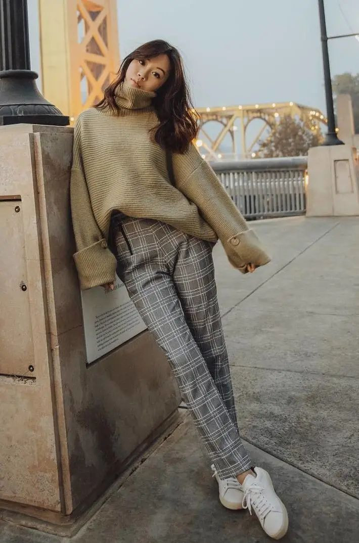 4 kiểu quần hoàn hảo khi mặc cùng áo len ảnh 12 4 kiểu quần hoàn hảo khi mặc cùng áo len ảnh 12